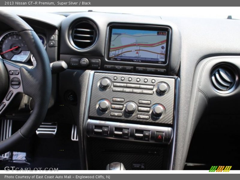 Navigation of 2013 GT-R Premium