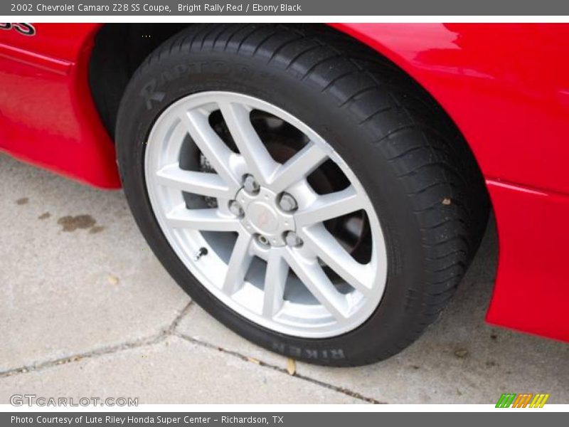  2002 Camaro Z28 SS Coupe Wheel