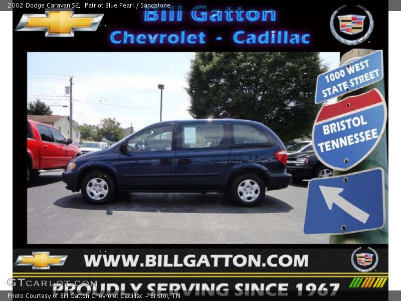 Patriot Blue Pearl / Sandstone 2002 Dodge Caravan SE