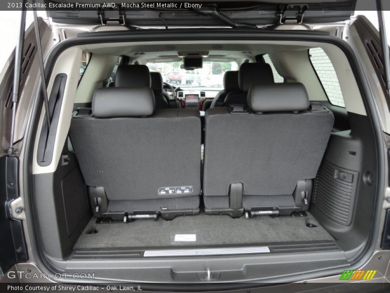  2013 Escalade Premium AWD Trunk