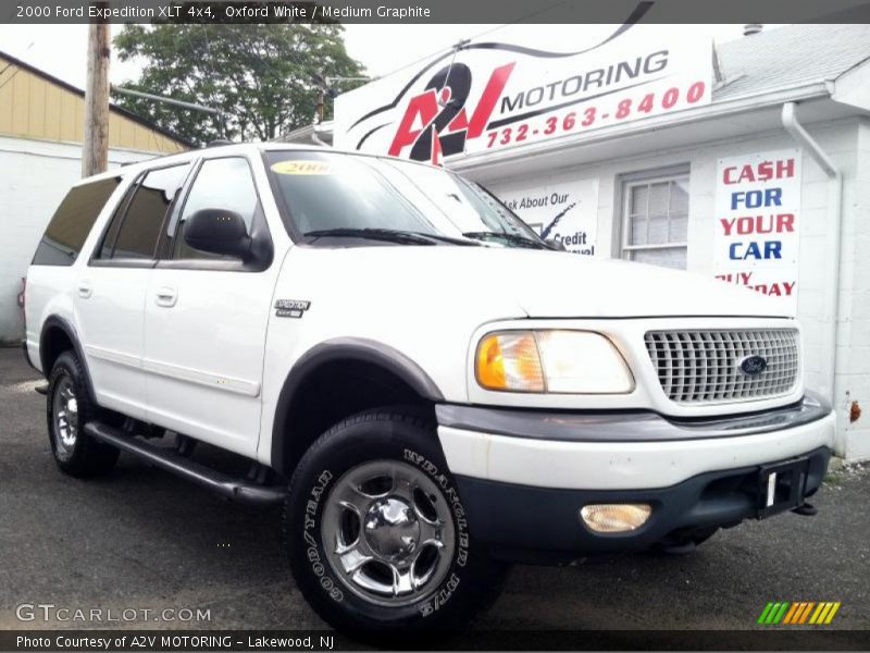 Oxford White / Medium Graphite 2000 Ford Expedition XLT 4x4