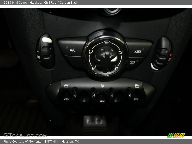 Chili Red / Carbon Black 2013 Mini Cooper Hardtop