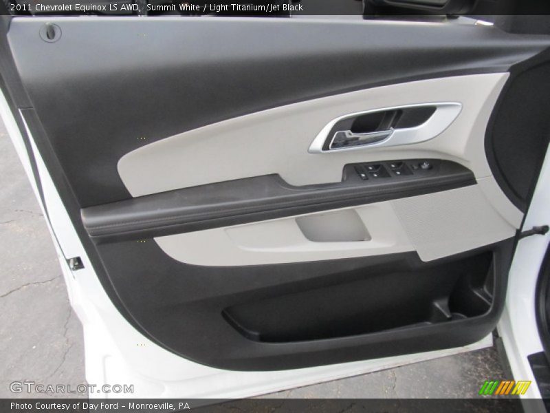 Summit White / Light Titanium/Jet Black 2011 Chevrolet Equinox LS AWD