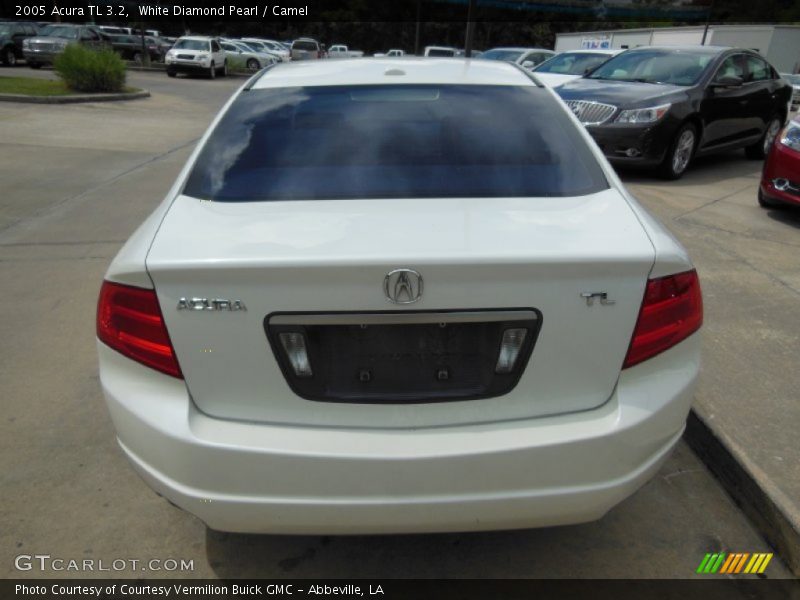 White Diamond Pearl / Camel 2005 Acura TL 3.2