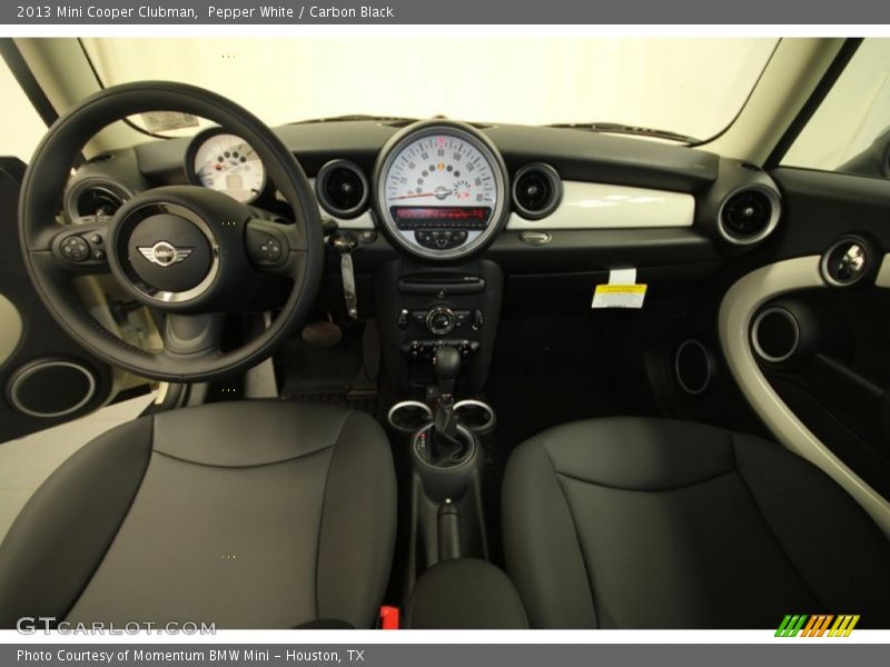 Pepper White / Carbon Black 2013 Mini Cooper Clubman