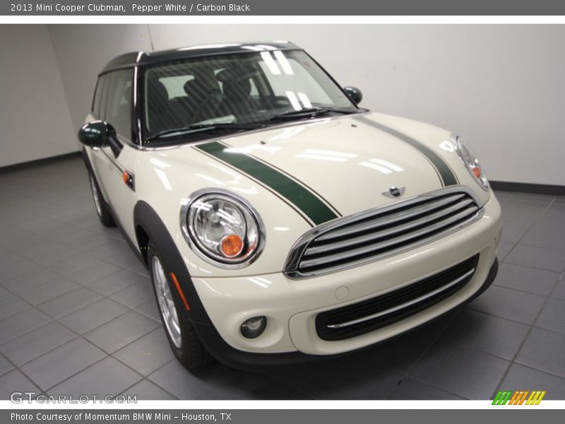 Pepper White / Carbon Black 2013 Mini Cooper Clubman