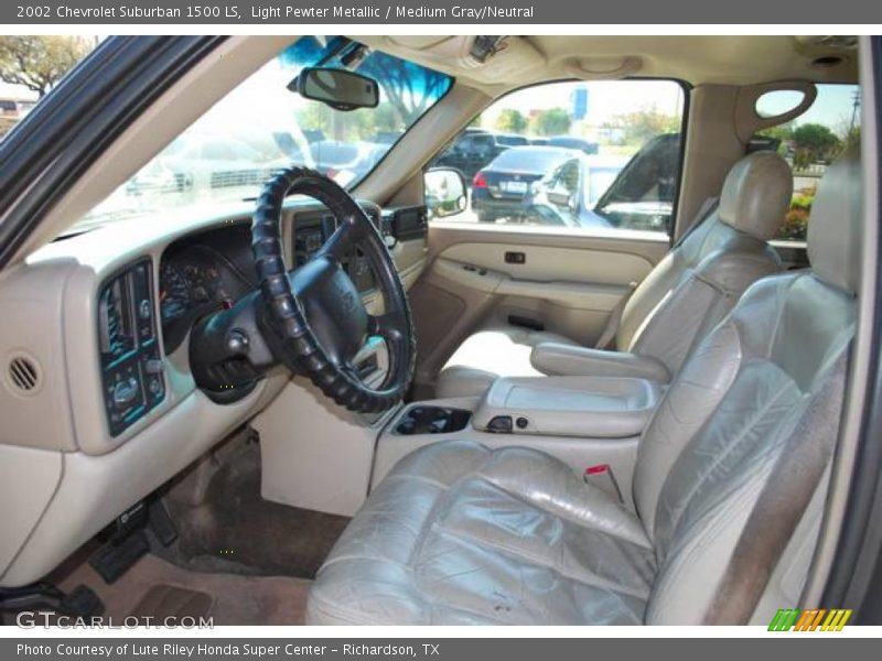 Light Pewter Metallic / Medium Gray/Neutral 2002 Chevrolet Suburban 1500 LS