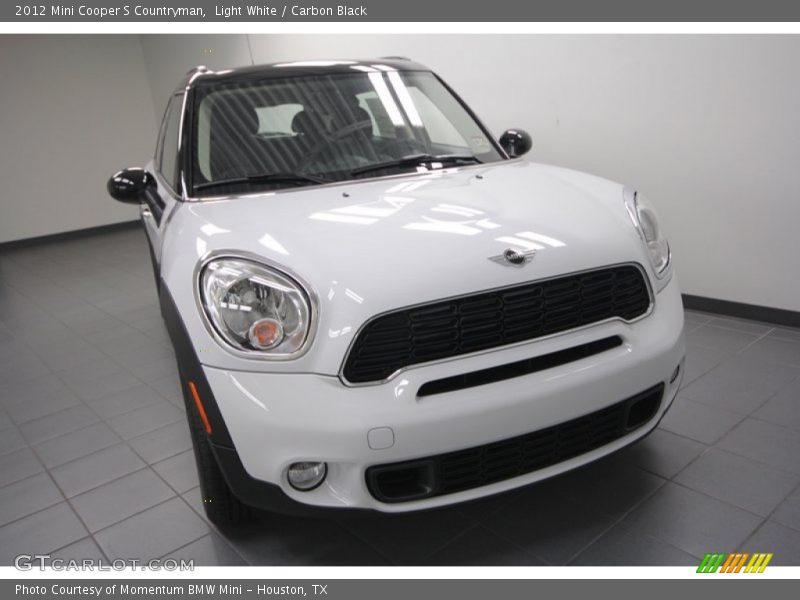 Light White / Carbon Black 2012 Mini Cooper S Countryman