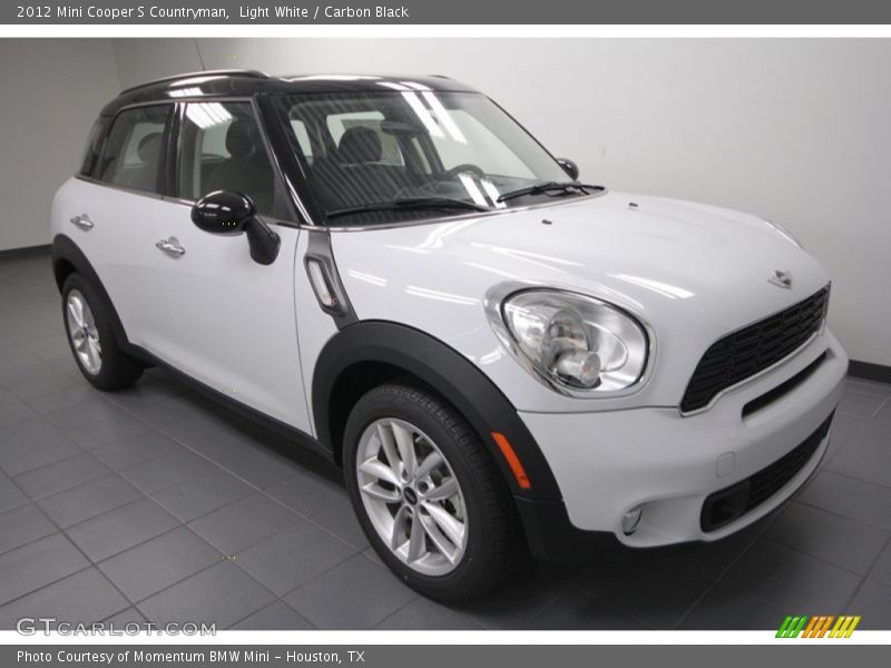 Light White / Carbon Black 2012 Mini Cooper S Countryman