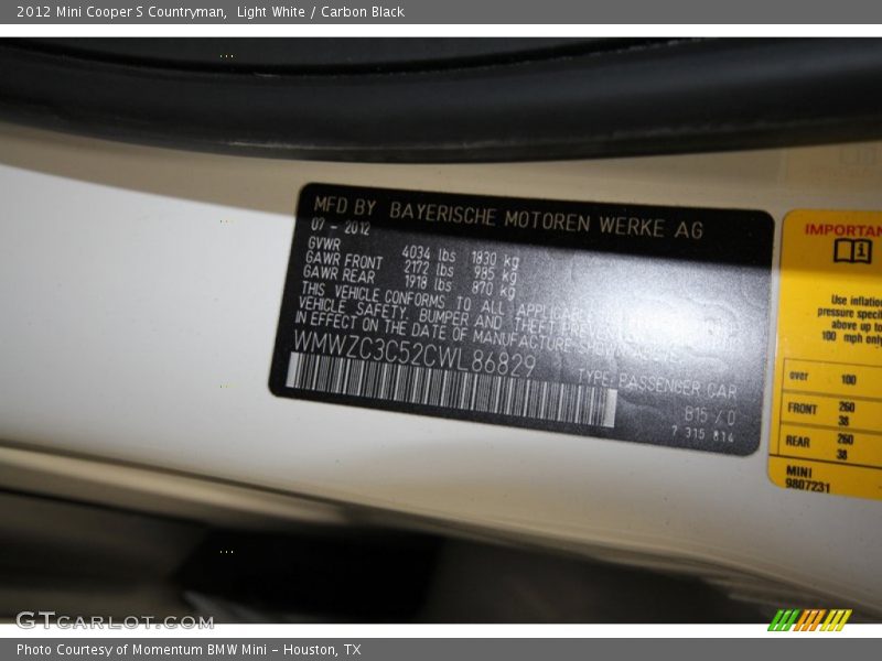 Light White / Carbon Black 2012 Mini Cooper S Countryman