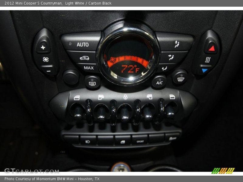 Light White / Carbon Black 2012 Mini Cooper S Countryman
