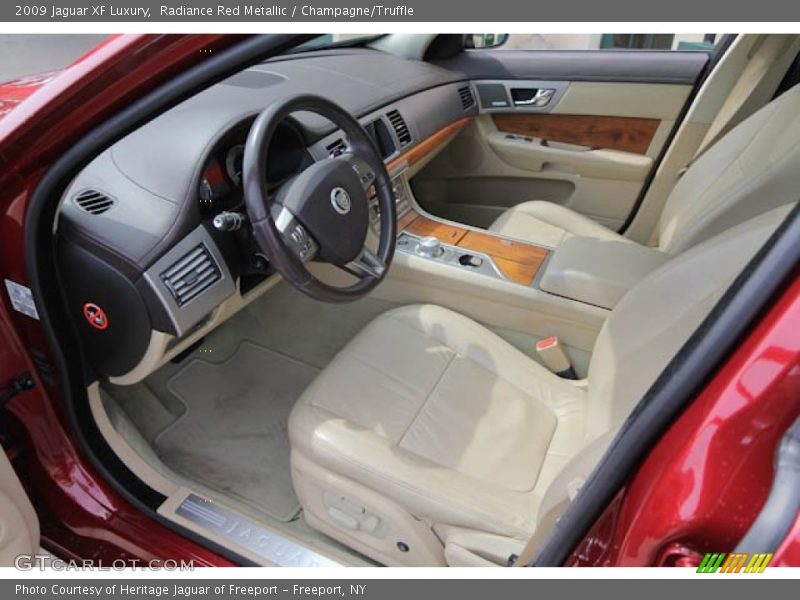 Champagne/Truffle Interior - 2009 XF Luxury 