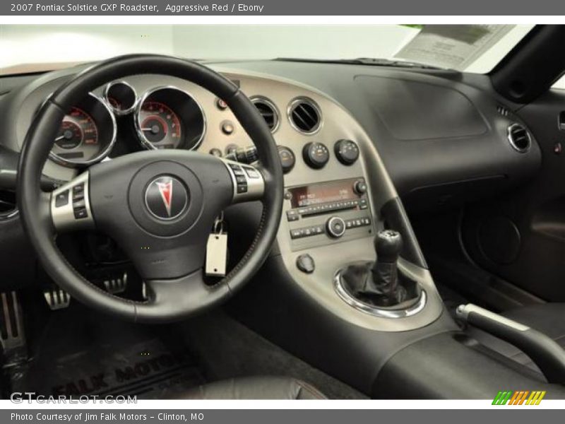 Dashboard of 2007 Solstice GXP Roadster
