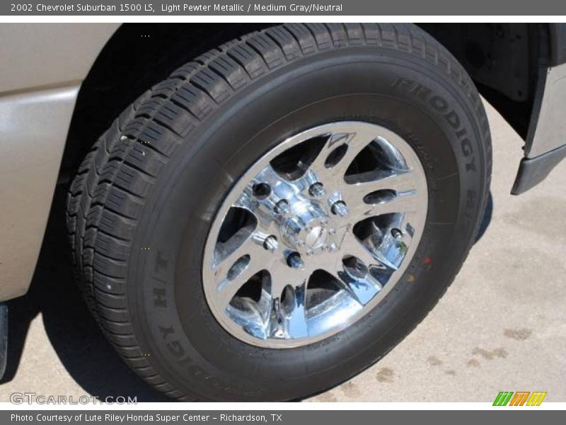 Light Pewter Metallic / Medium Gray/Neutral 2002 Chevrolet Suburban 1500 LS