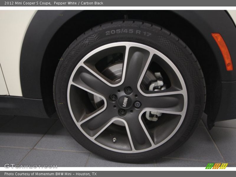 Pepper White / Carbon Black 2012 Mini Cooper S Coupe