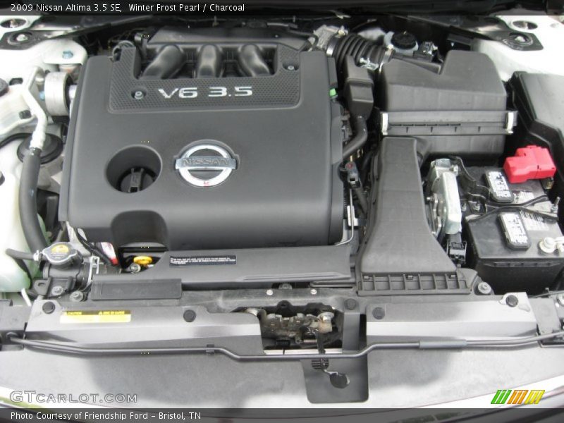 Winter Frost Pearl / Charcoal 2009 Nissan Altima 3.5 SE