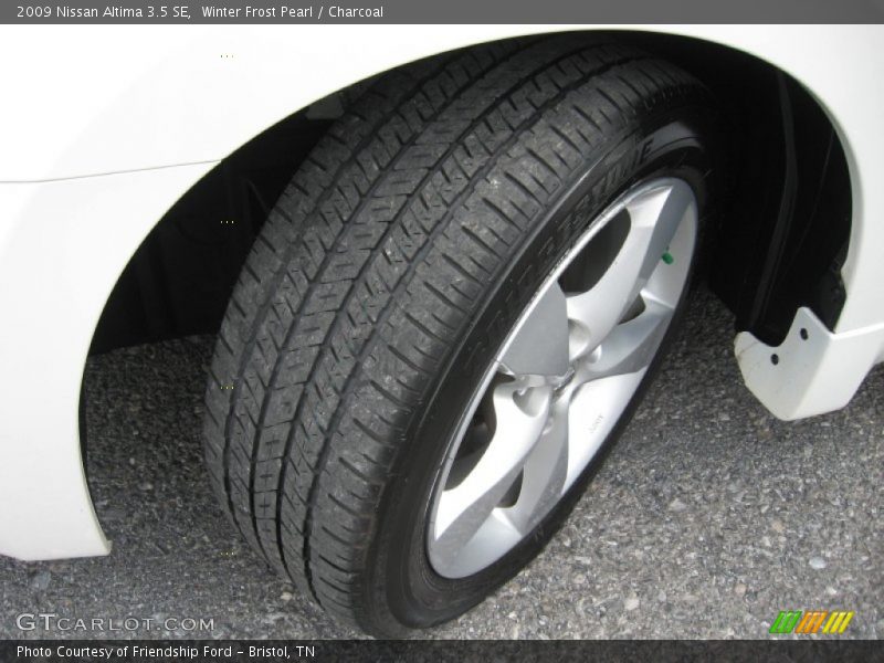 Winter Frost Pearl / Charcoal 2009 Nissan Altima 3.5 SE