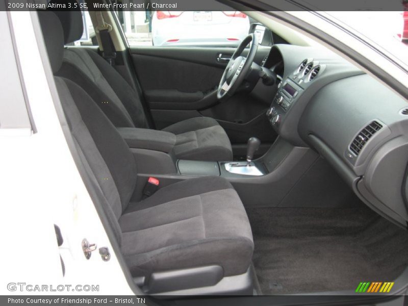 Winter Frost Pearl / Charcoal 2009 Nissan Altima 3.5 SE