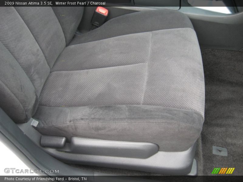 Winter Frost Pearl / Charcoal 2009 Nissan Altima 3.5 SE