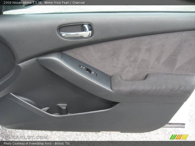 Winter Frost Pearl / Charcoal 2009 Nissan Altima 3.5 SE