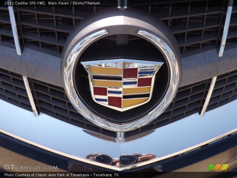 Black Raven / Ebony/Titanium 2011 Cadillac SRX FWD