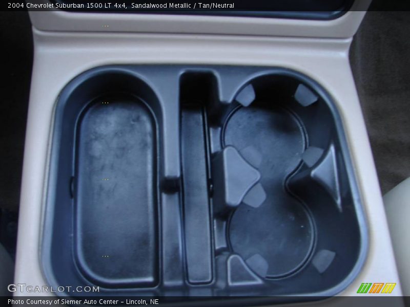 Sandalwood Metallic / Tan/Neutral 2004 Chevrolet Suburban 1500 LT 4x4
