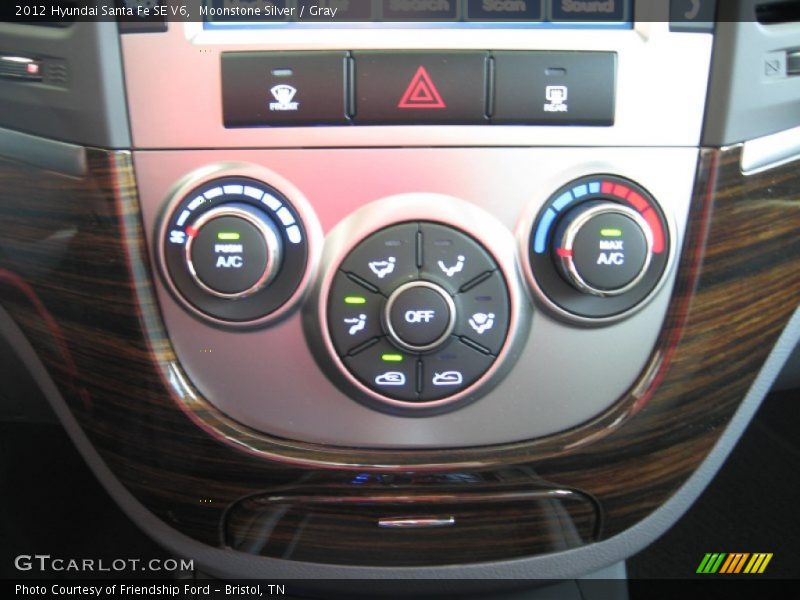 Moonstone Silver / Gray 2012 Hyundai Santa Fe SE V6