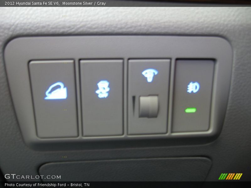 Moonstone Silver / Gray 2012 Hyundai Santa Fe SE V6