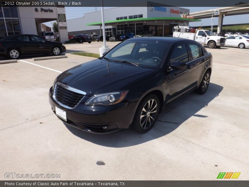 Black / Black 2012 Chrysler 200 S Sedan