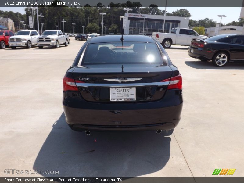 Black / Black 2012 Chrysler 200 S Sedan