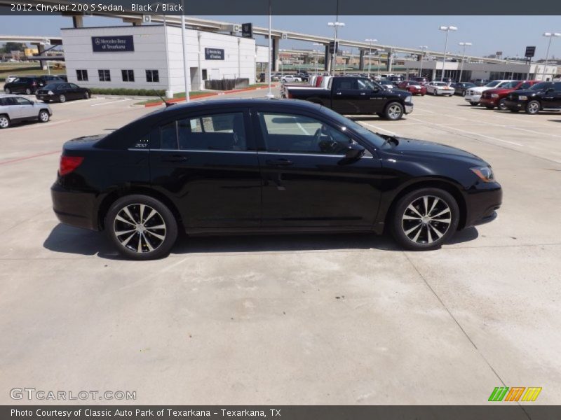 Black / Black 2012 Chrysler 200 S Sedan