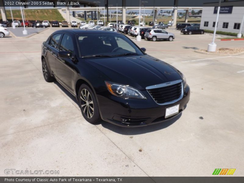 Black / Black 2012 Chrysler 200 S Sedan