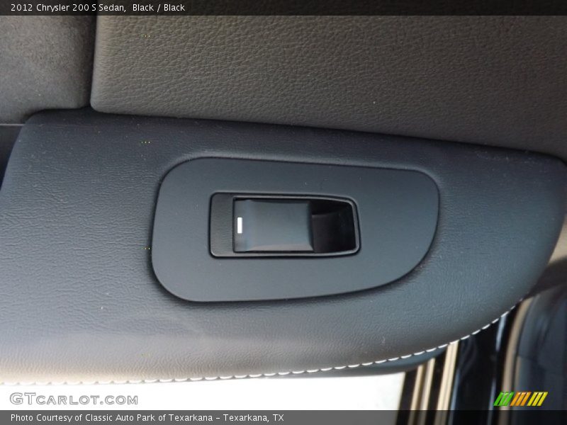 Black / Black 2012 Chrysler 200 S Sedan