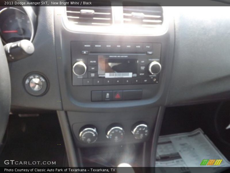 New Bright White / Black 2013 Dodge Avenger SXT