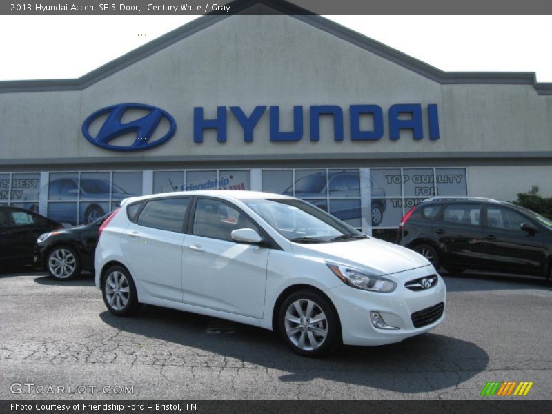  2013 Accent SE 5 Door Century White