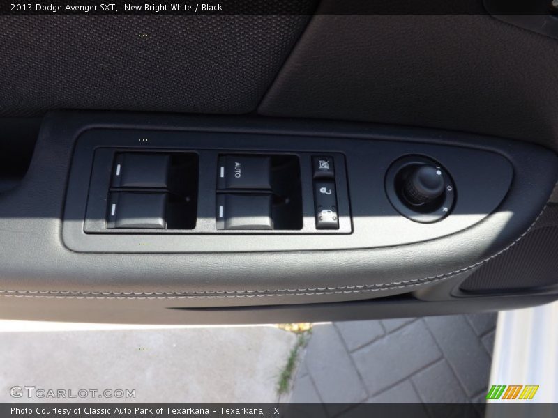 New Bright White / Black 2013 Dodge Avenger SXT