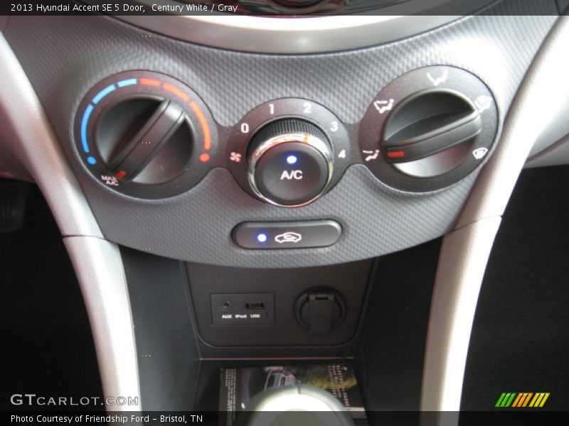 Century White / Gray 2013 Hyundai Accent SE 5 Door