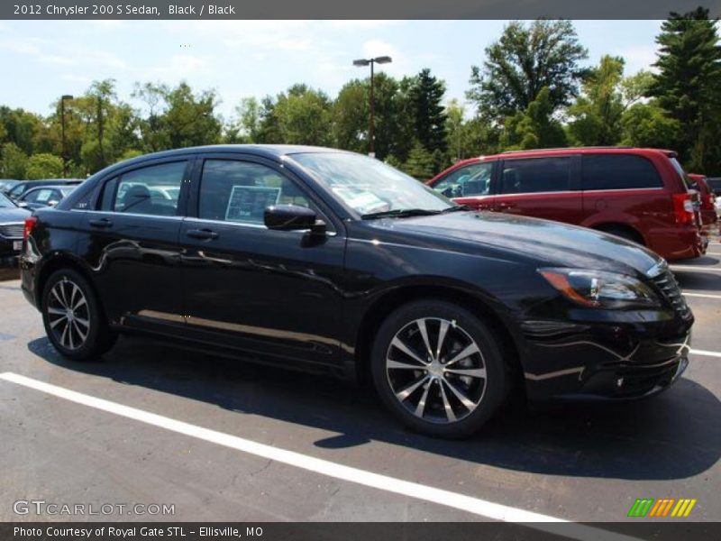 Black / Black 2012 Chrysler 200 S Sedan