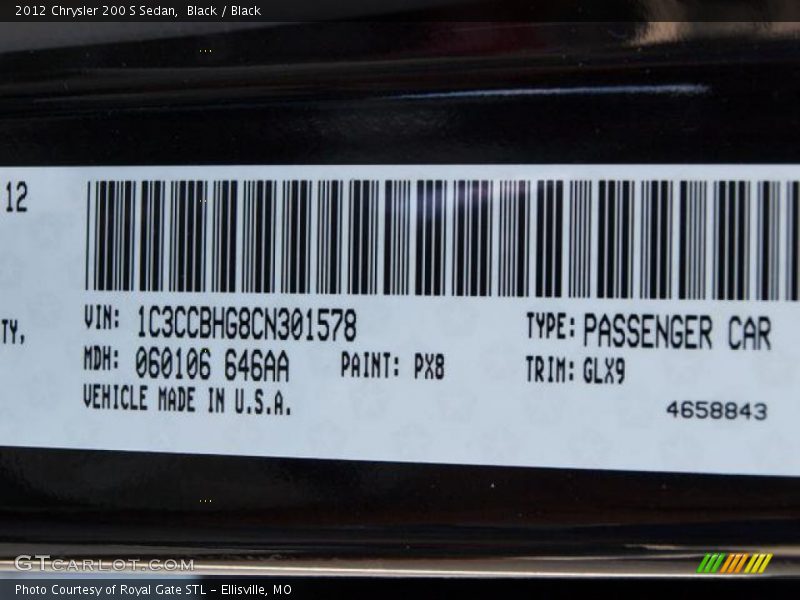 Black / Black 2012 Chrysler 200 S Sedan