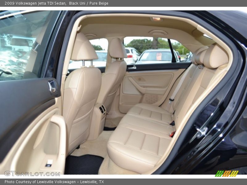 Black Uni / Pure Beige 2009 Volkswagen Jetta TDI Sedan