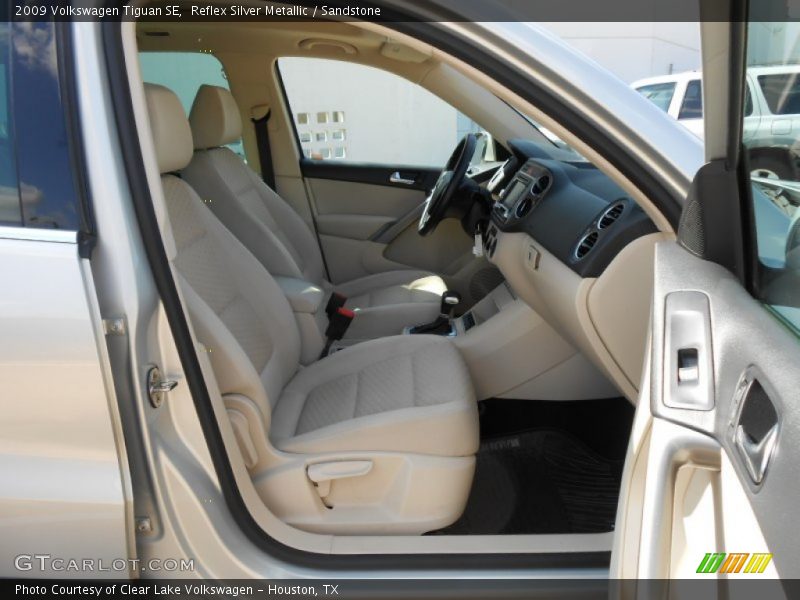 Reflex Silver Metallic / Sandstone 2009 Volkswagen Tiguan SE