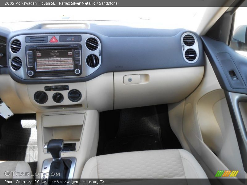 Reflex Silver Metallic / Sandstone 2009 Volkswagen Tiguan SE