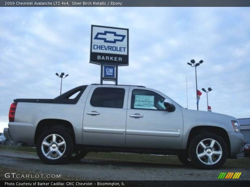 Silver Birch Metallic / Ebony 2009 Chevrolet Avalanche LTZ 4x4