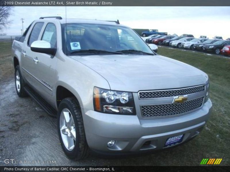 Silver Birch Metallic / Ebony 2009 Chevrolet Avalanche LTZ 4x4