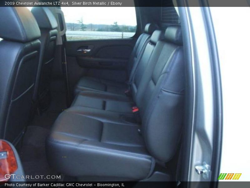 Silver Birch Metallic / Ebony 2009 Chevrolet Avalanche LTZ 4x4