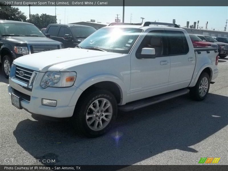 Oxford White / Camel 2007 Ford Explorer Sport Trac Limited