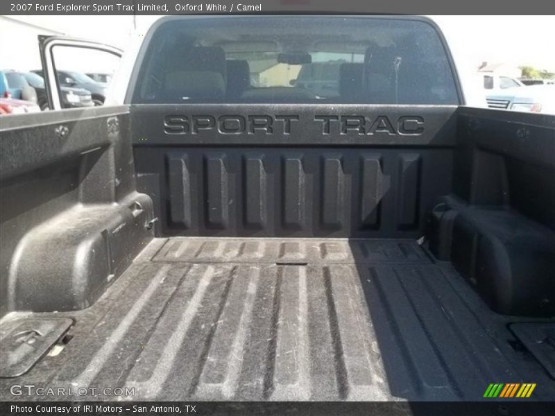 Oxford White / Camel 2007 Ford Explorer Sport Trac Limited