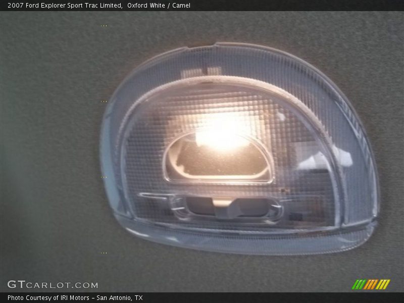 Oxford White / Camel 2007 Ford Explorer Sport Trac Limited