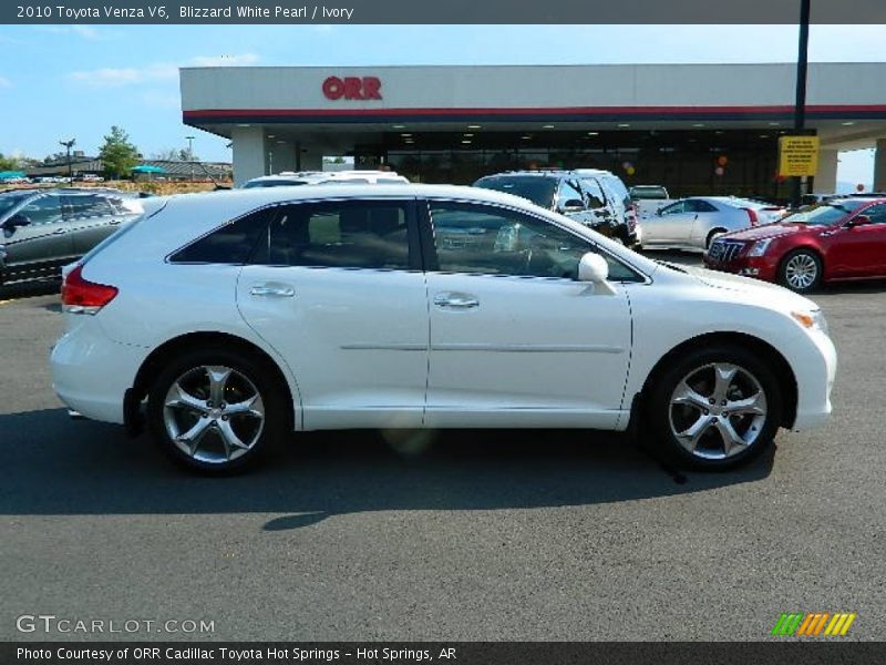 Blizzard White Pearl / Ivory 2010 Toyota Venza V6