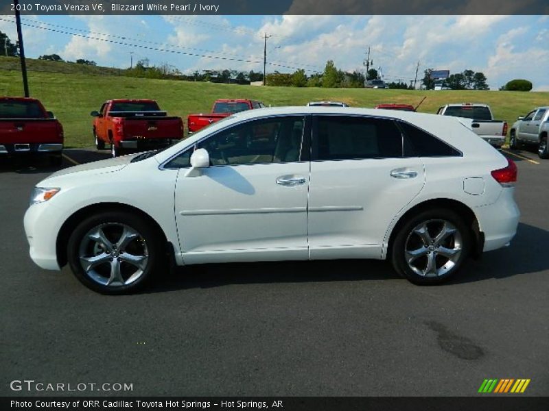 Blizzard White Pearl / Ivory 2010 Toyota Venza V6